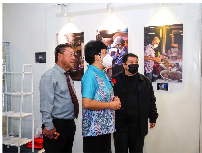 “100大赏摄影展2022”盛大开幕,展出四大主题各具特色