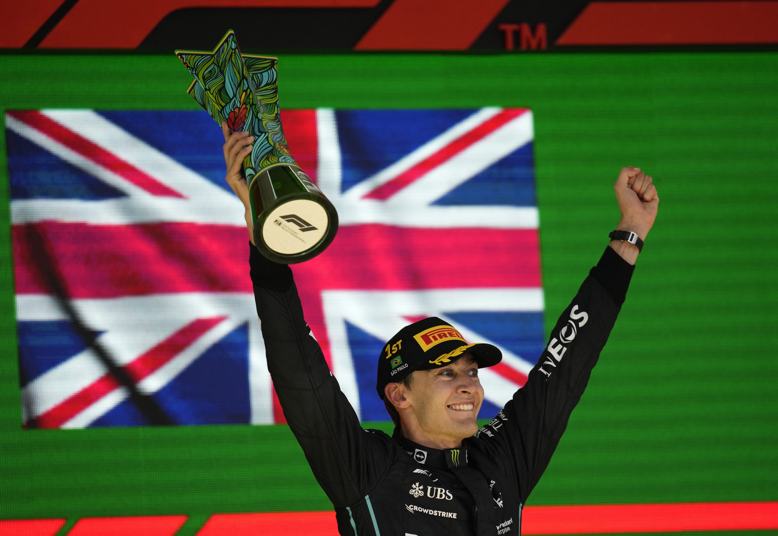 巴西站F1|马赛地包揽前二迎突破  拉塞尔喜获F1生涯首冠