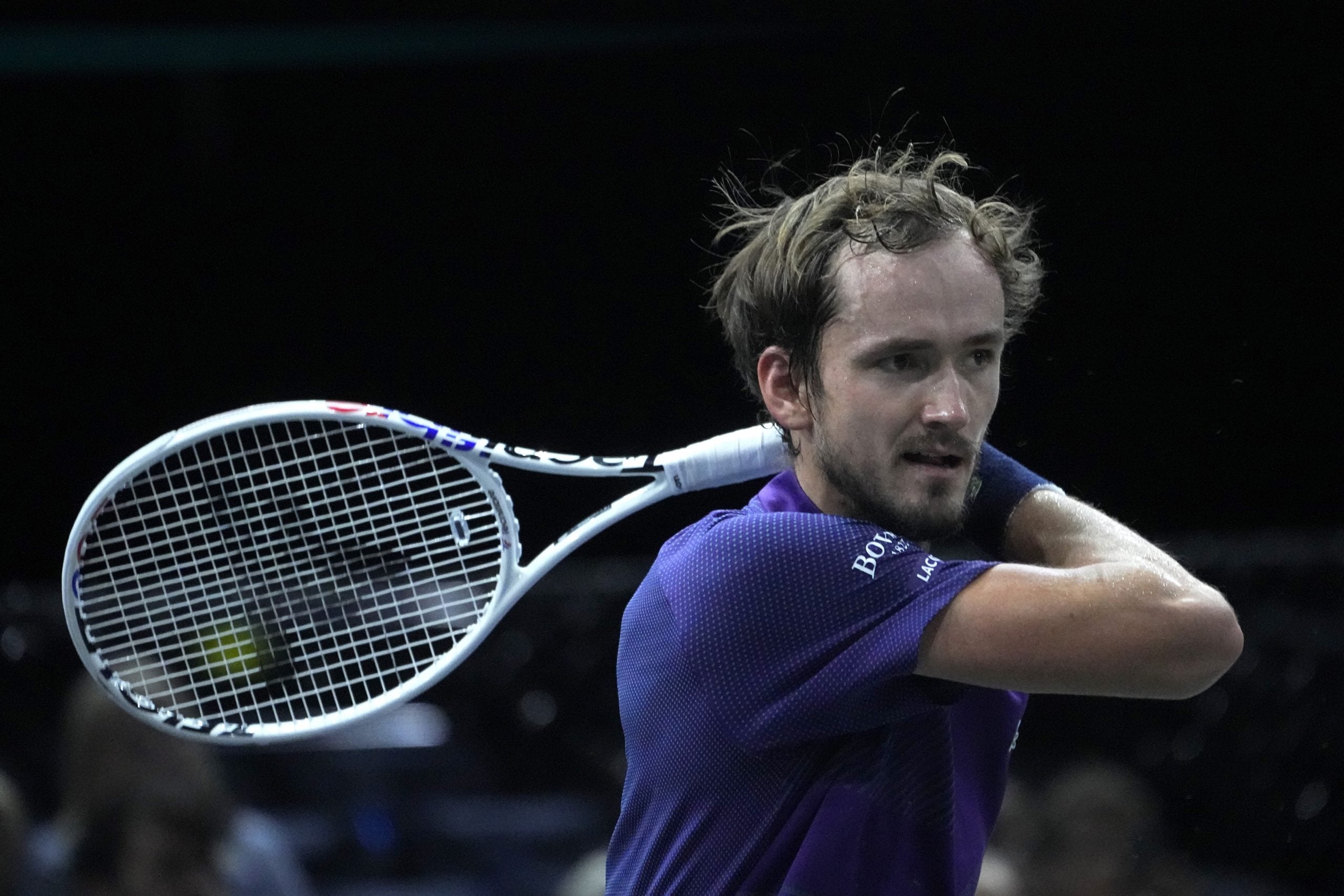 巴黎网球大师赛| 男单次圈冷门迭爆 纳达尔 梅德双双出局