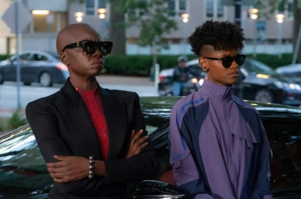 拍《黑豹2》骨折又脑震荡 莉蒂西亚送医3个月