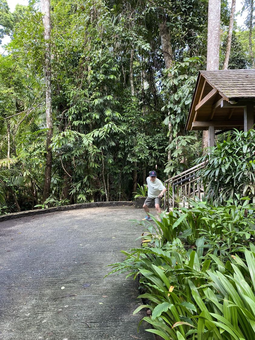 携老婆来马小蜜月 哈林妙答夫妻感情升温