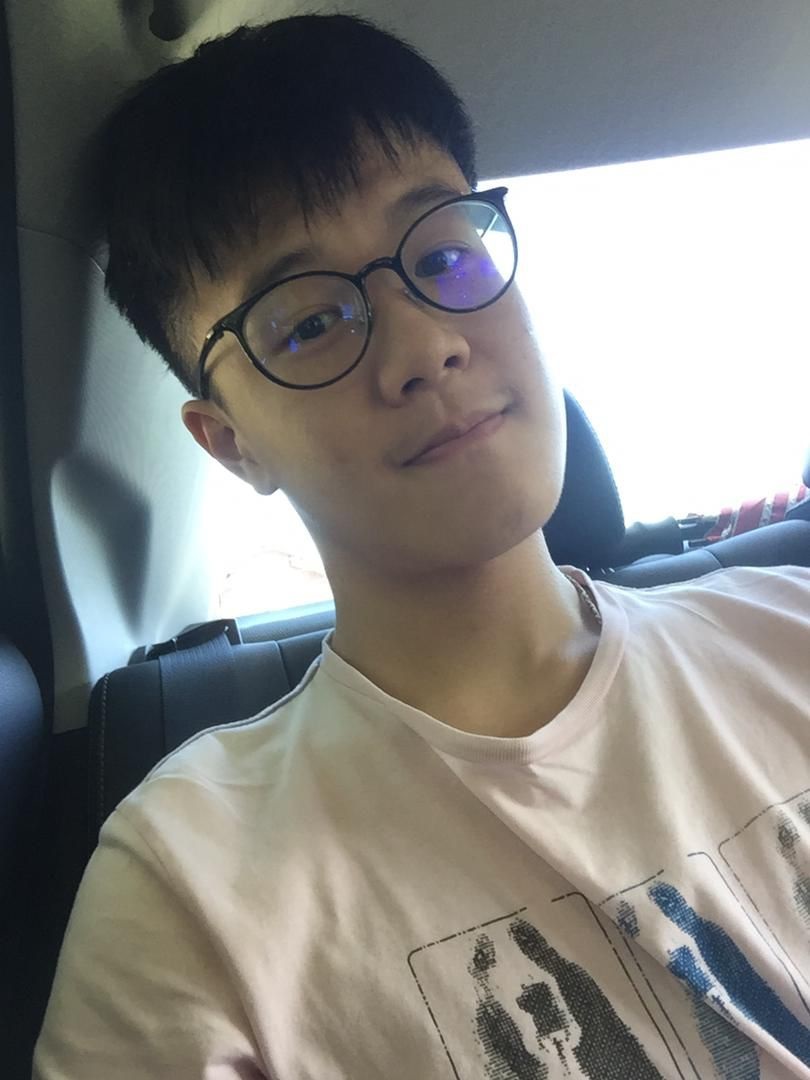 期待大选投票日 游子首投族纷回乡