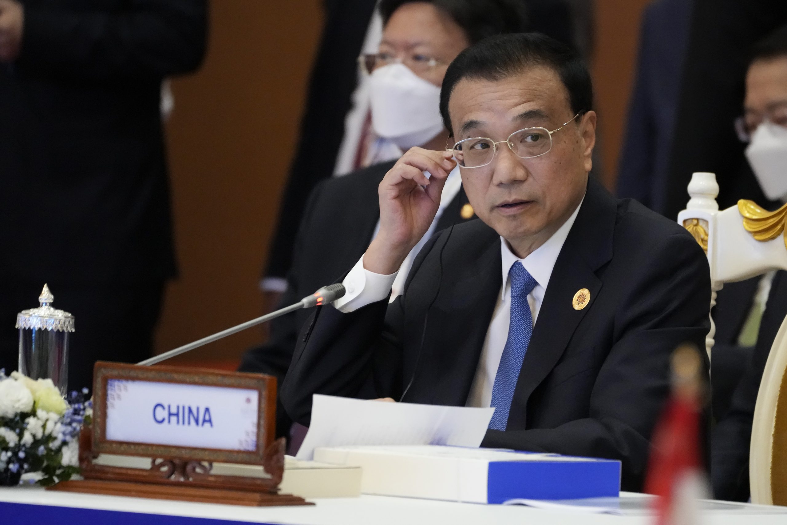 李克强出席中国东盟领袖峰会 中柬联合公报冀早日达南海行为准则