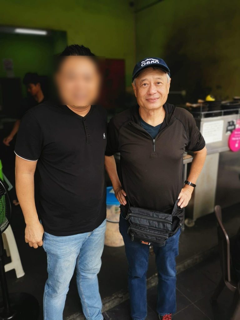 李安悄携团队来马  吃肉骨茶照泄行踪