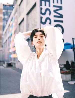 杨幂剧中闺蜜否认恋情后大反转 被拍到牵手刘恺威做核酸	