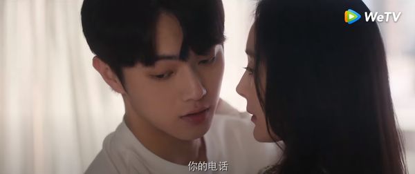 杨幂新剧突开播　 同框许凯显老被嫌无CP感