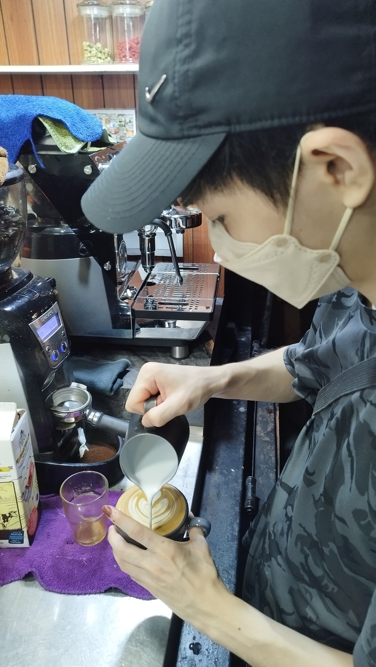 柔：时尚记事簿（11月26日见报）：古来掀街头品味精品咖啡风气