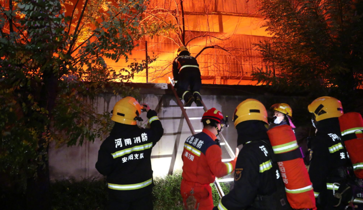 河南厂房火灾已致38死 遇难者多是当地妇女