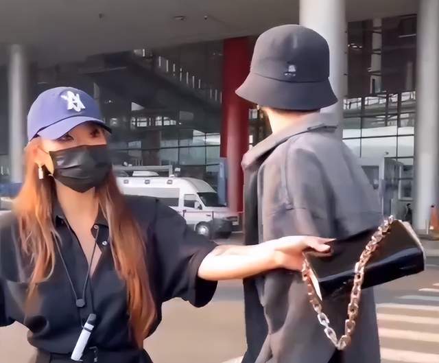 点名邓为装得要死 于正呛伺候不起大牌