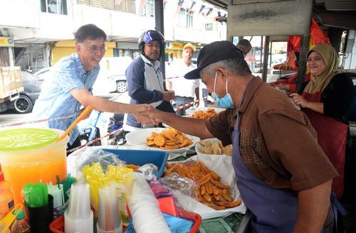 独家|蔡添强重归峇都竞选  选民：“等你很久了！” 