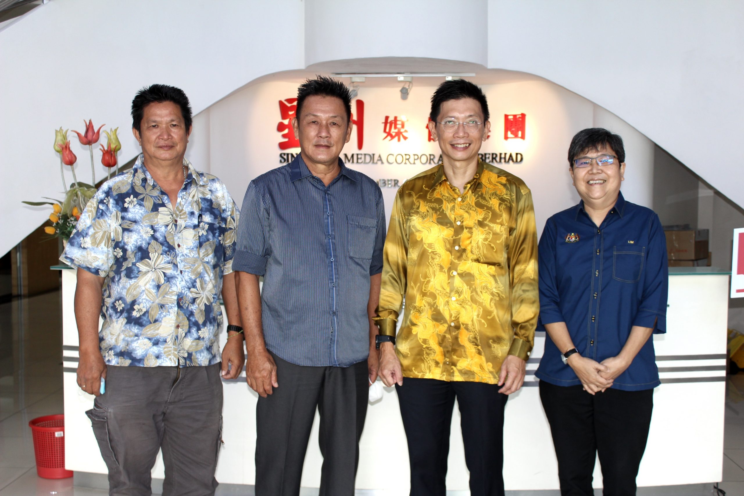 甘孟培英华小建校118周年规划筹办义演募捐