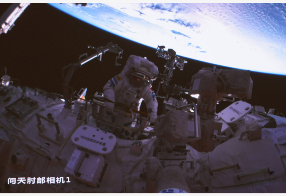 看世界)神舟十四号太空人第三次出舱