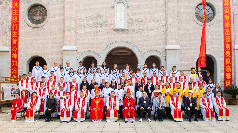 看世界/梵蒂冈指中国违反临时协议在江西任命主教