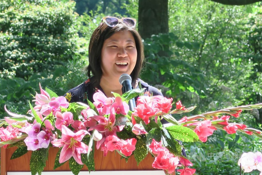 纽约台裔联邦众议员孟昭文连任 