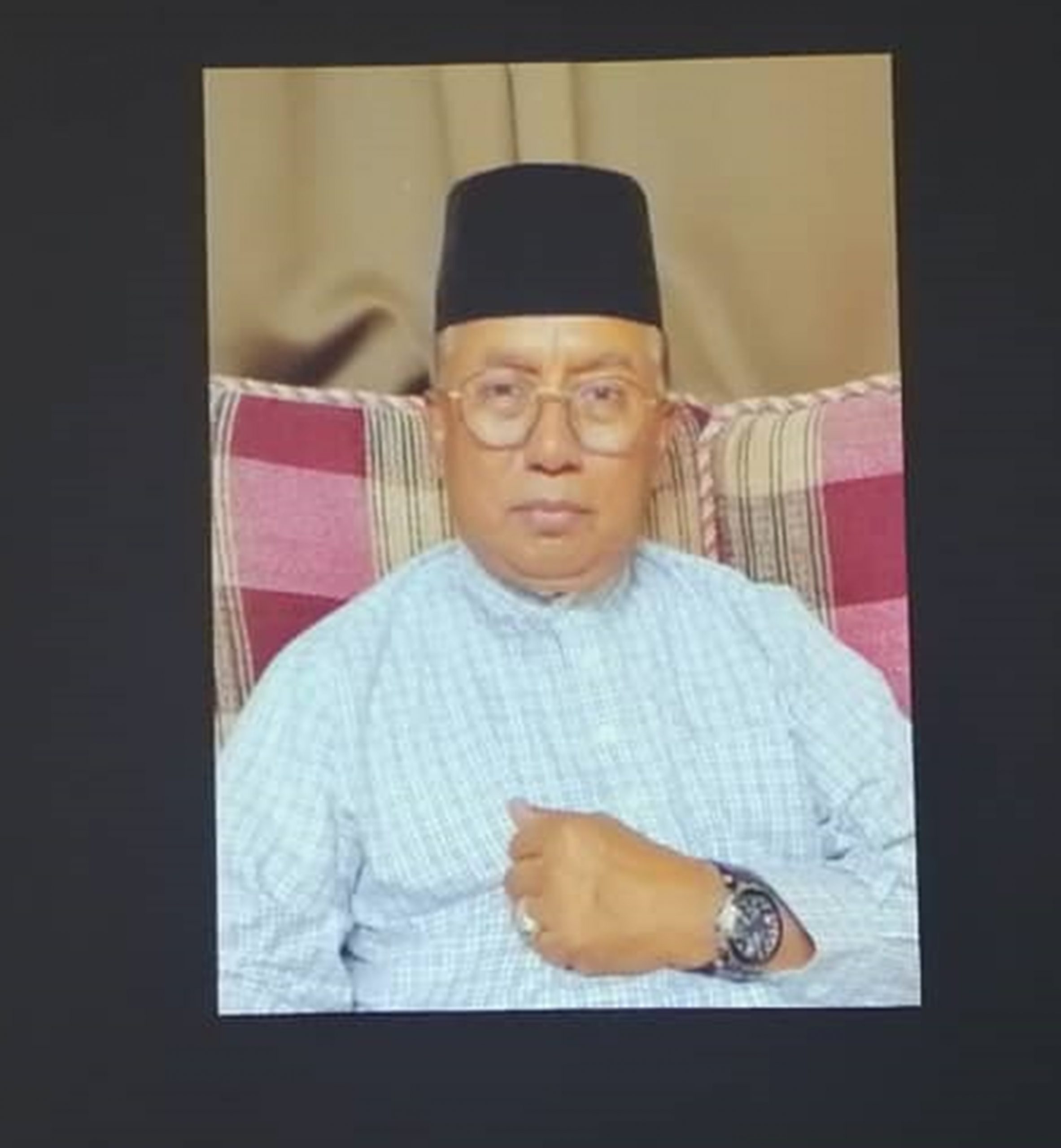 综合//赛富丁提名前公布财产，净财产逾116万。