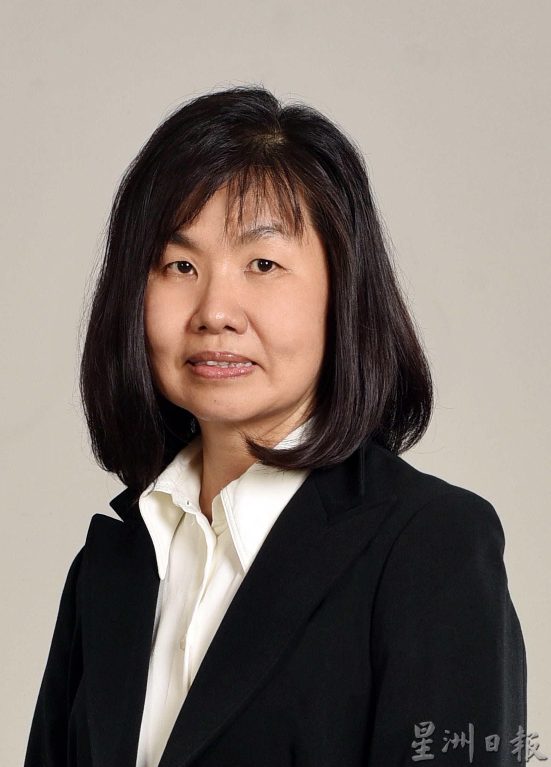 网站是明早10点发布//早报副文∕世华媒体张聪接棒