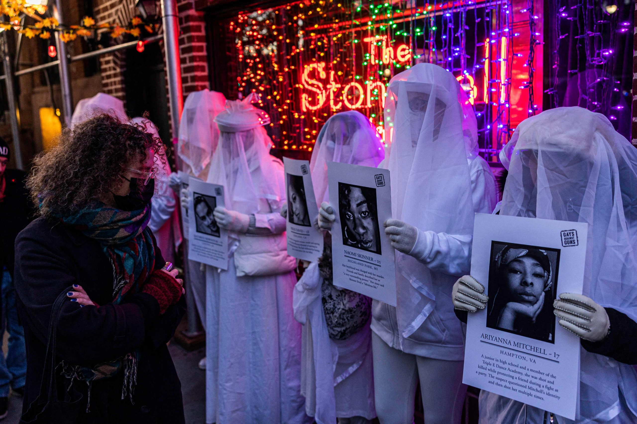 美国科州同志夜店被扫射5死25伤 将以仇恨犯罪调查