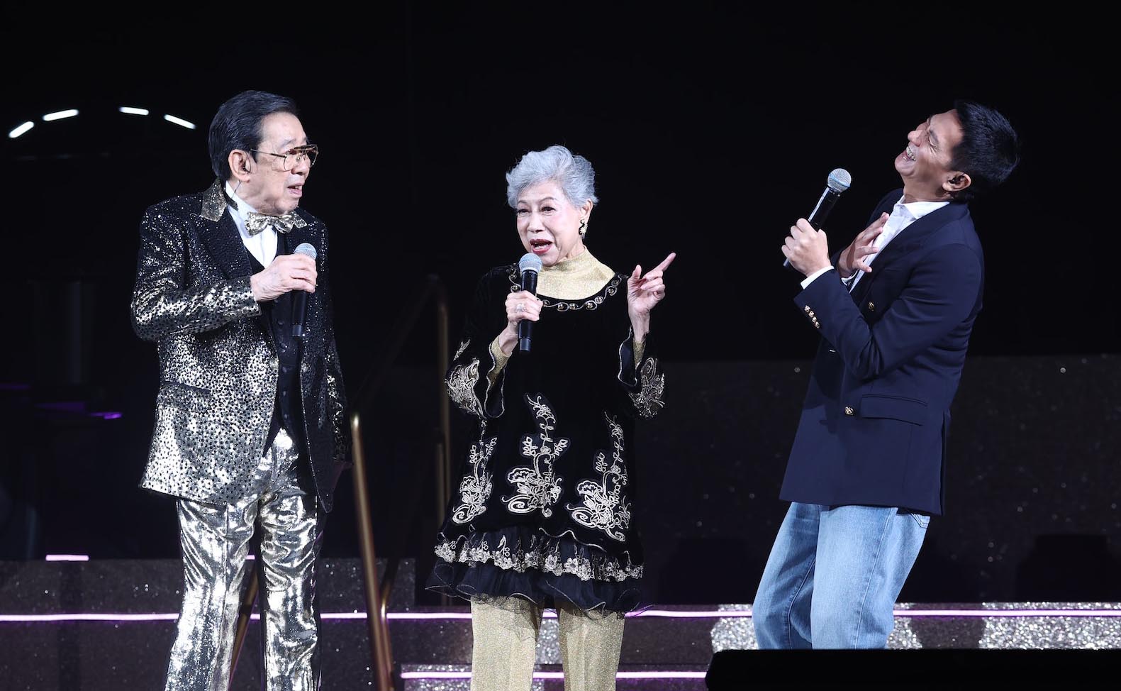 胡枫演唱会︱张家辉开金口掀高潮 承诺开戏预修哥罗兰