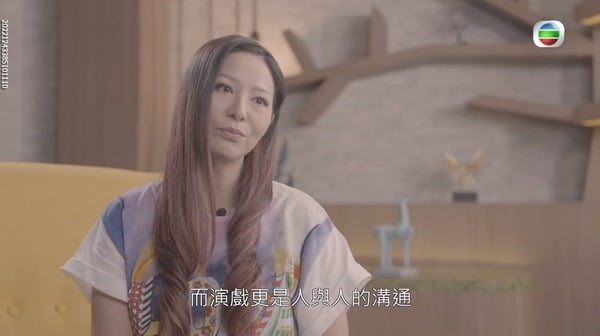 自招抗拒前辈批评惹人厌  滕丽名：白走多年冤枉路 