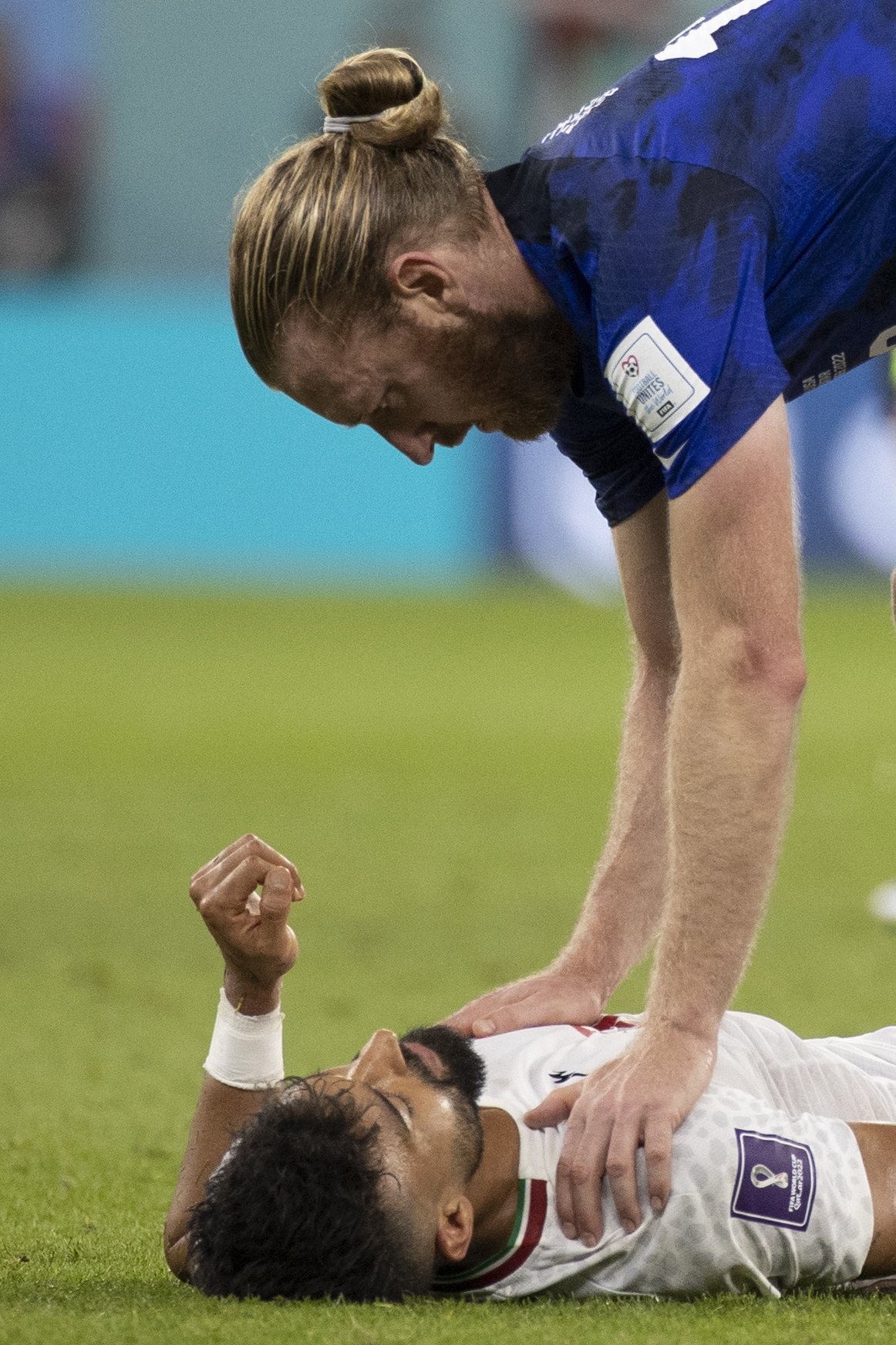 荷兰16强斗美国 英军硬碰塞内加尔