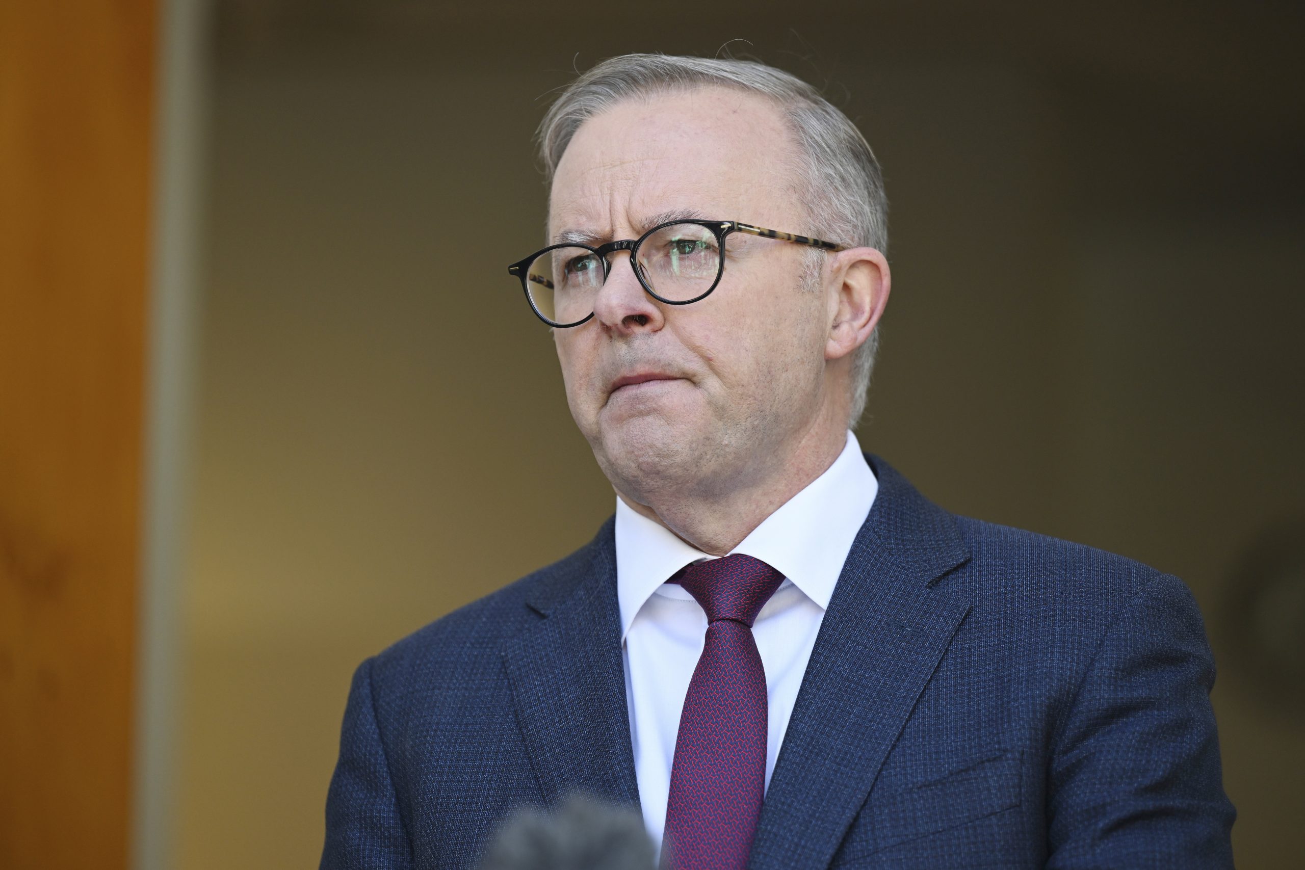 莫里森“秘密兼任多个部长职务丑闻”调查报告公布,澳总理:不可原谅