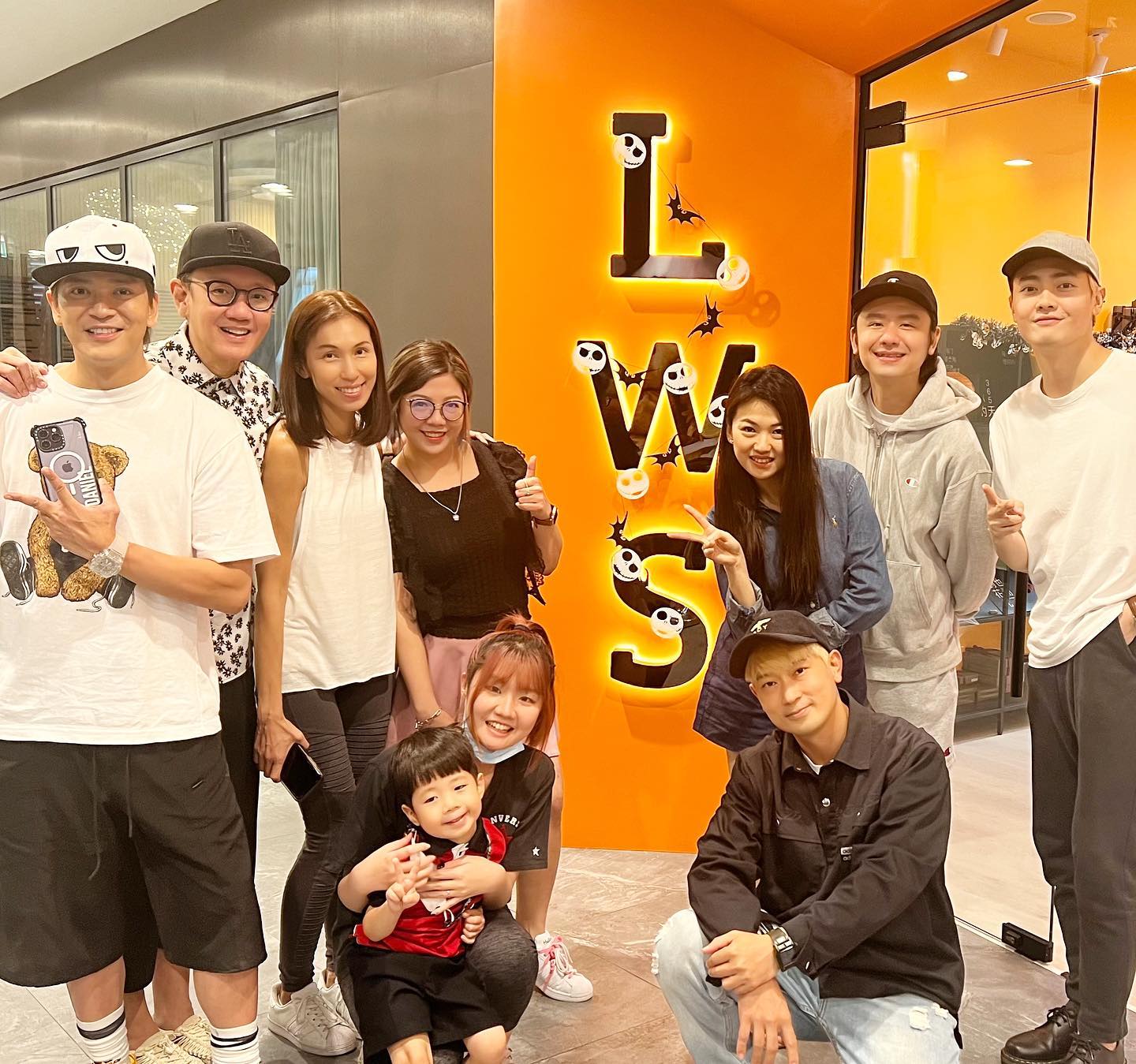 被指令刻意批评张韶涵林俊杰 李伟菘兄弟爆综艺内幕