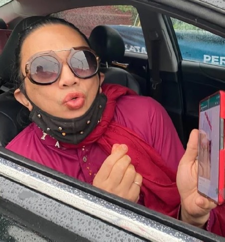 视频 | Diva AA要哥哥阿兹敏被打败!祝福阿米鲁丁选战顺利