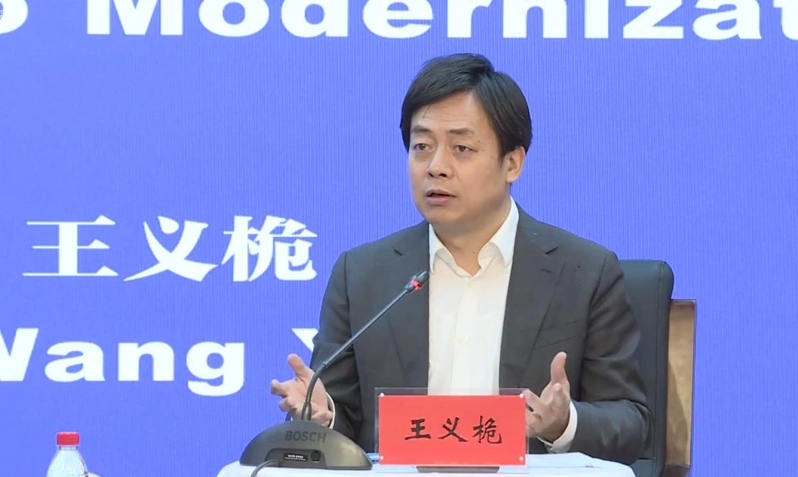 评白纸运动 陆国关学者:别指望中国会爆发颜色革命