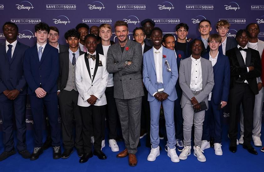  贝克汉姆新节目全家力挺 独缺长子被酸“已入赘”	