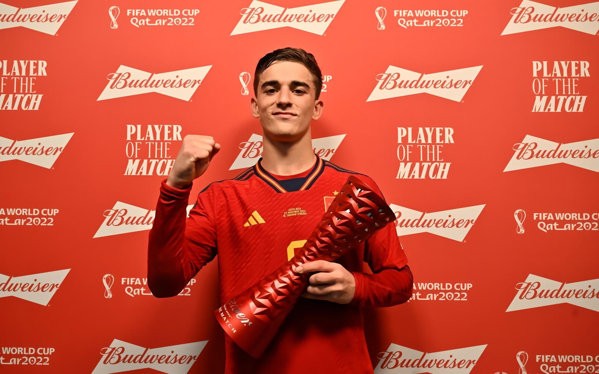 近64年最年轻进球者 西班牙新金童——加维