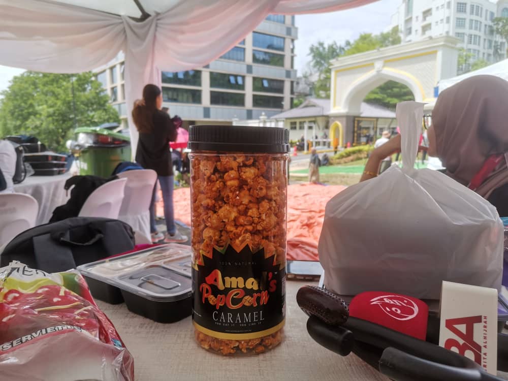 还有1小时就到2pm大限！商家到王宫派爆米花