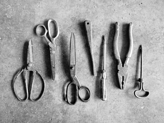 重温来时路 回到老时光──赵少杰装置艺术展《你忘了把雨声带走》