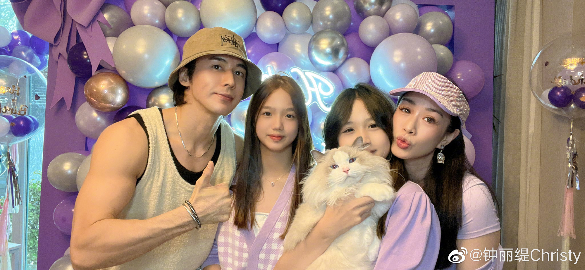 锺丽缇二女儿被指整容  Jaden与妹开直播反击酸民​