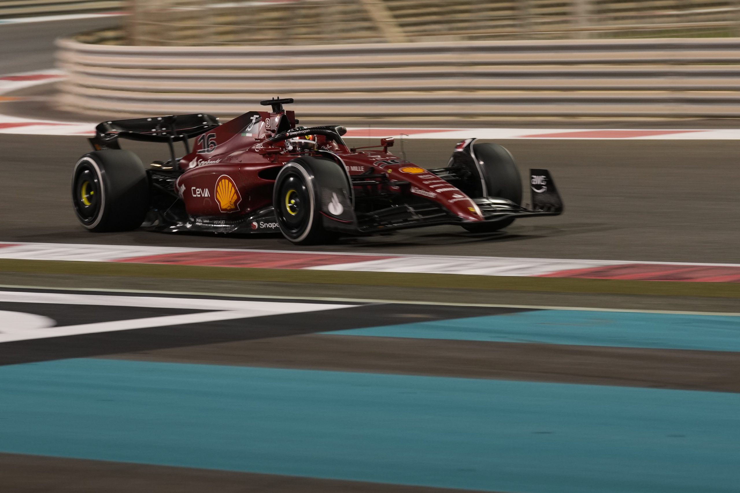 阿布扎比站F1大赛车|勒克莱尔抢下世界亚军 维斯塔潘豪夺第15冠收官