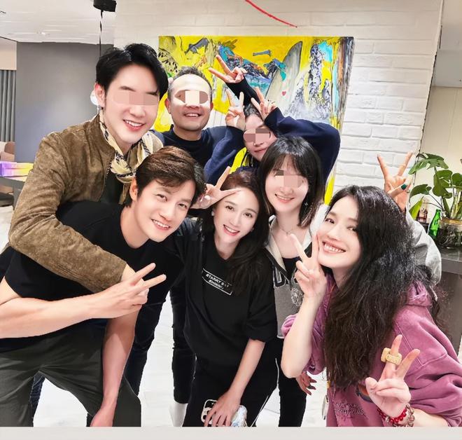 陈乔恩舒淇聚餐 老公亲自下厨