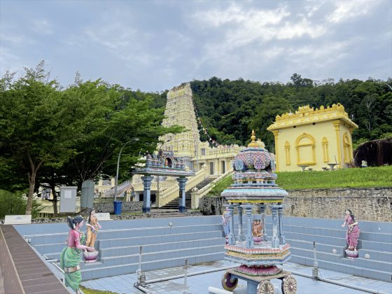 陈亚才/登高参观槟城穆鲁干庙