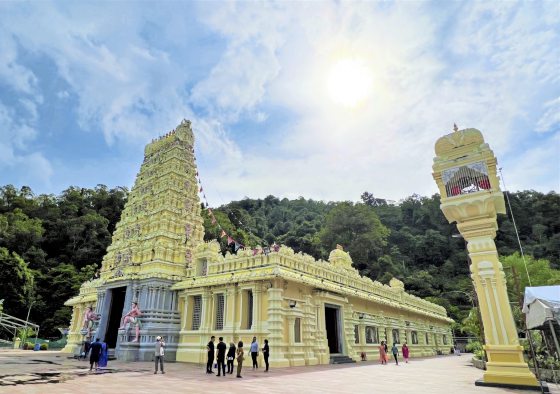 陈亚才/登高参观槟城穆鲁干庙