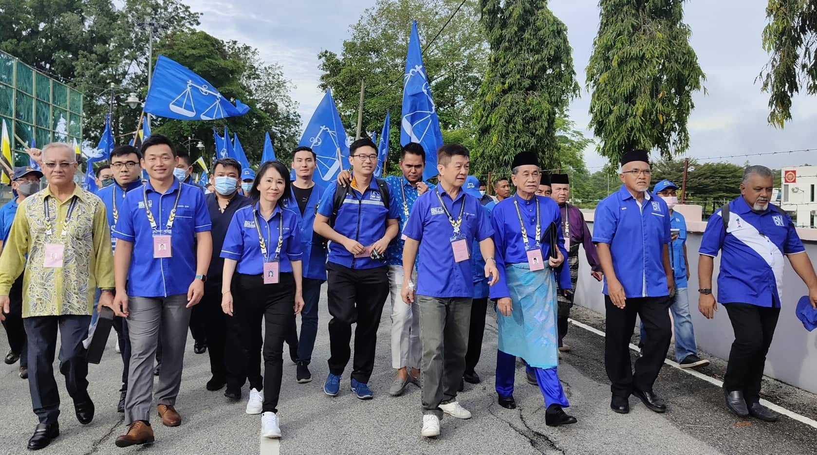 霹：哨声吹响︱金宝克兰芝双溪古月陷四角战  督亚冷塞卡三角战