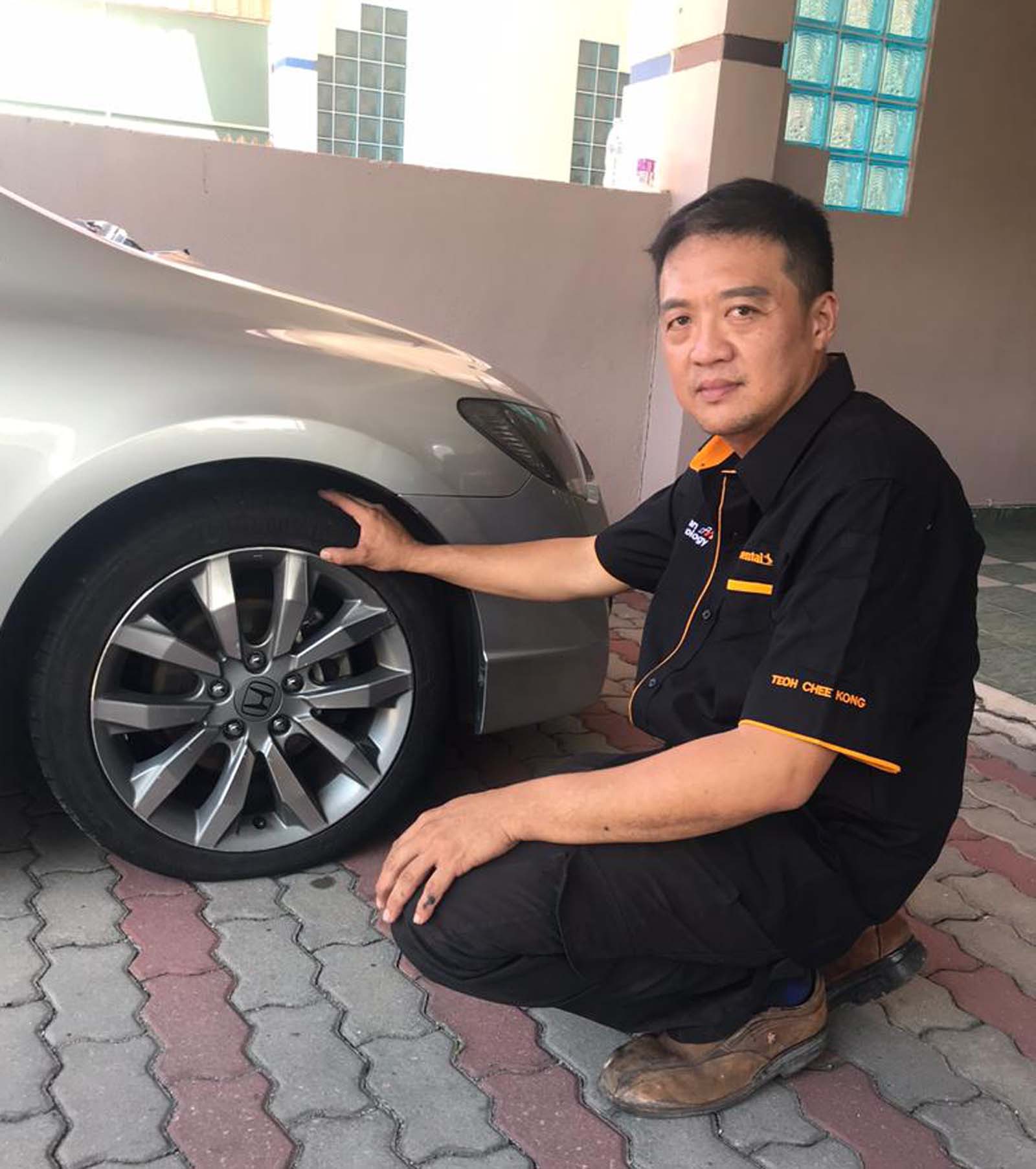 霹：版头／雨季来临 路洞处处易造成车子爆胎