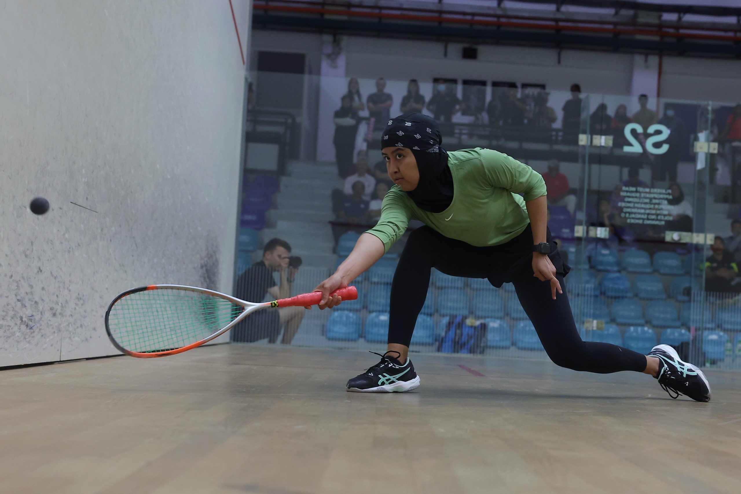 香港壁球公开赛  艾法不敌哈妮雅无缘8强