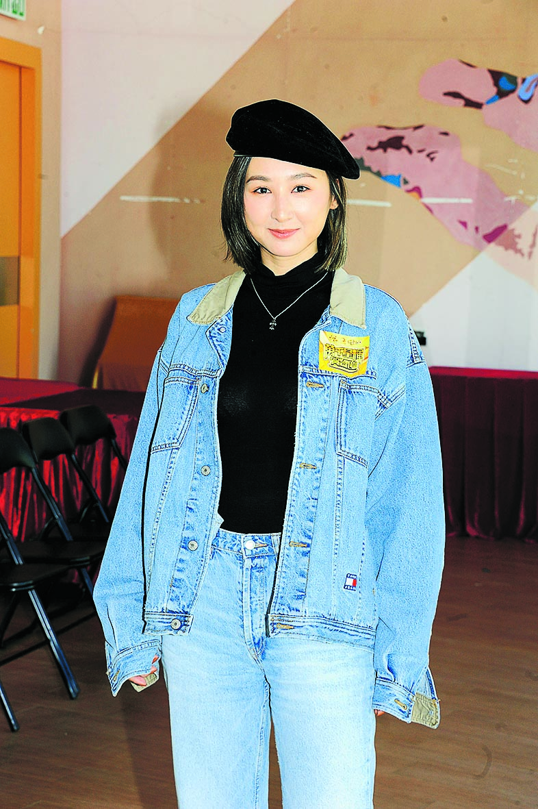 高海宁续约无线否认换视后 陈自瑶忘记结婚11周年