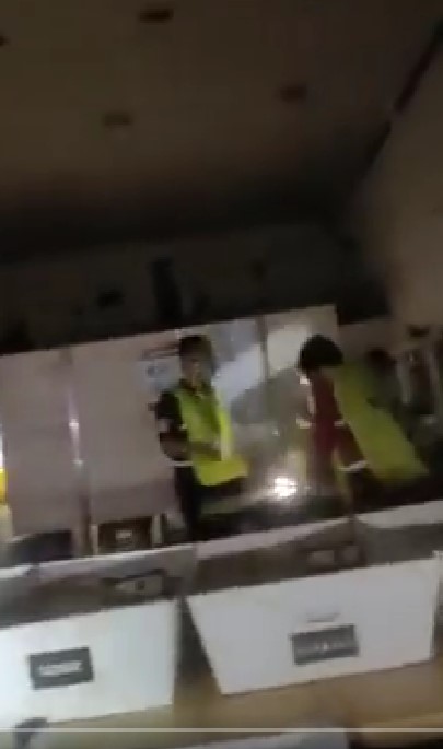 鹅唛投票中心停电2分钟　计票中心不影响