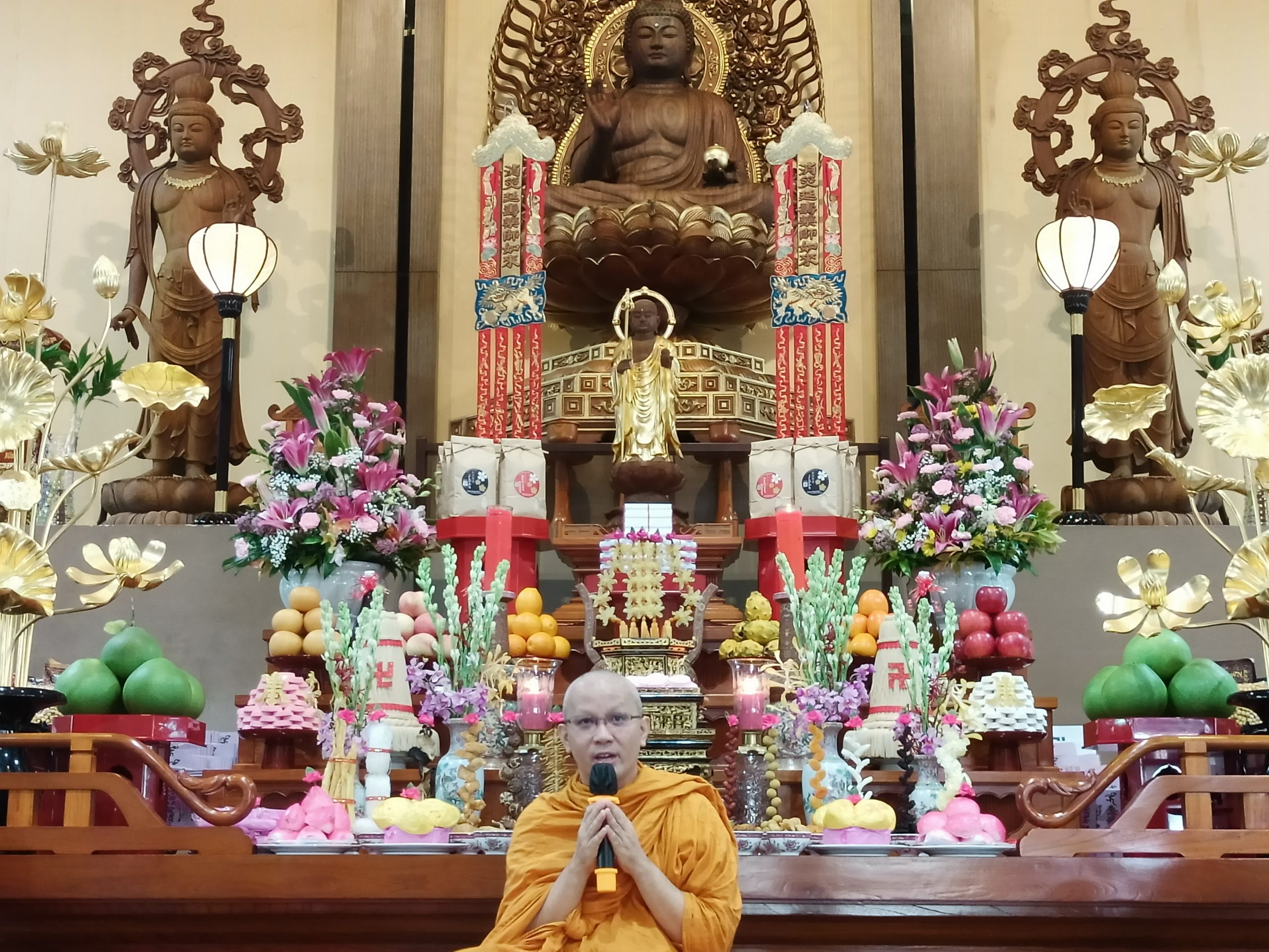 （古城第十一版主文）千人”卡蒂那”僧侣袈裟供养会