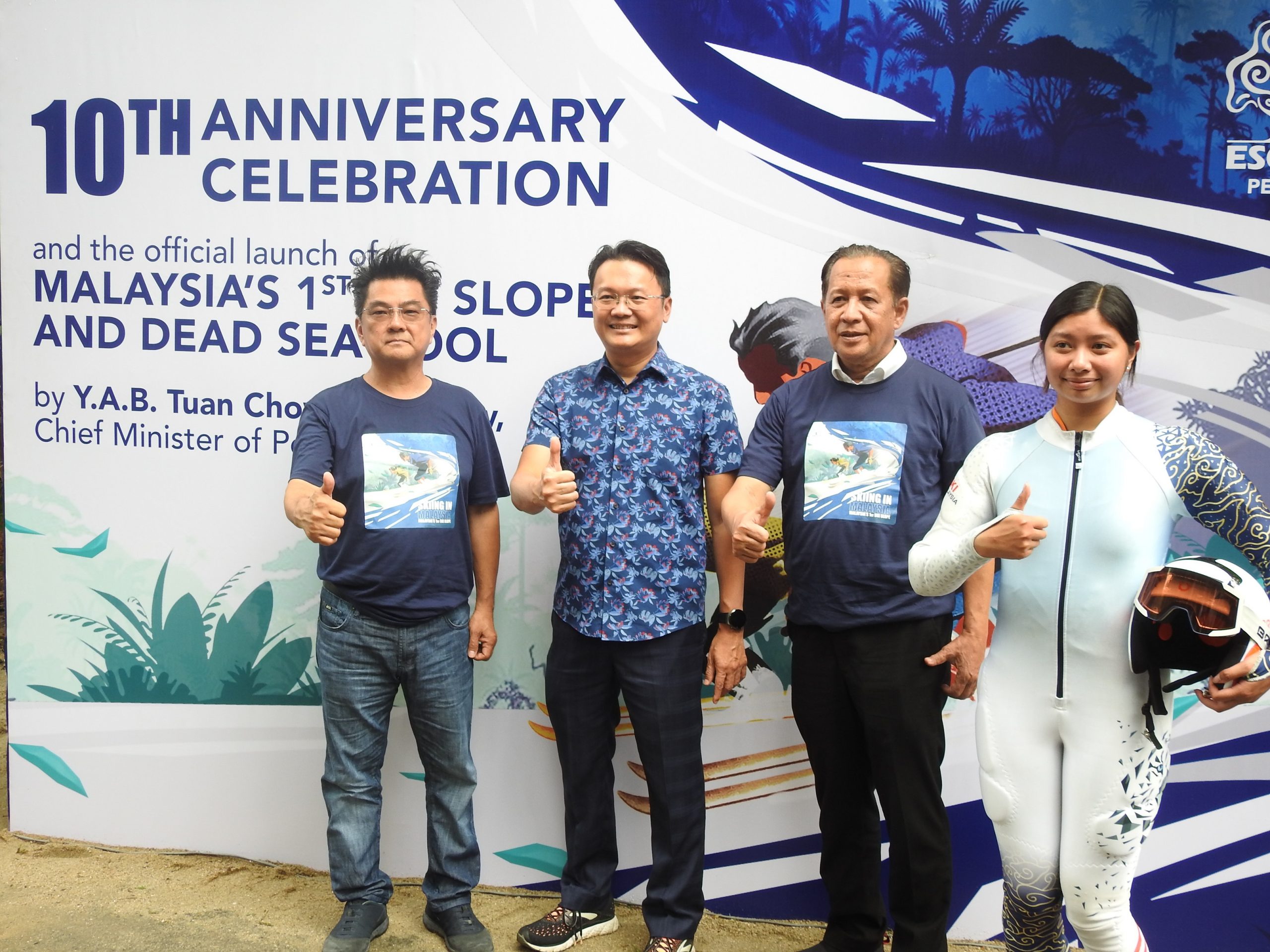 (大北马)杨顺兴行政议员学滑雪3次一开步就跌倒,最后坚持慢慢的滑到终点