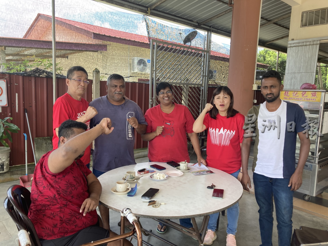 张念群为周美芬说话，“别因政治立场不同而攻击病痛”