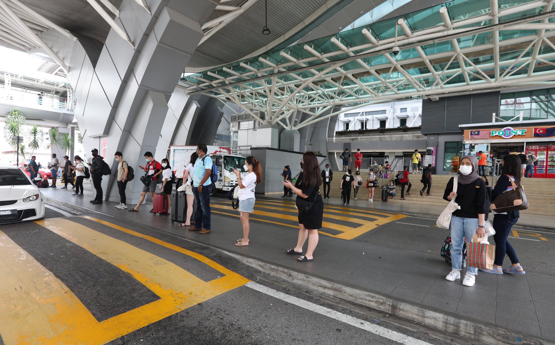 (已签发)全国:新柔长堤新山关卡未现人潮,长堤交通暂顺畅
