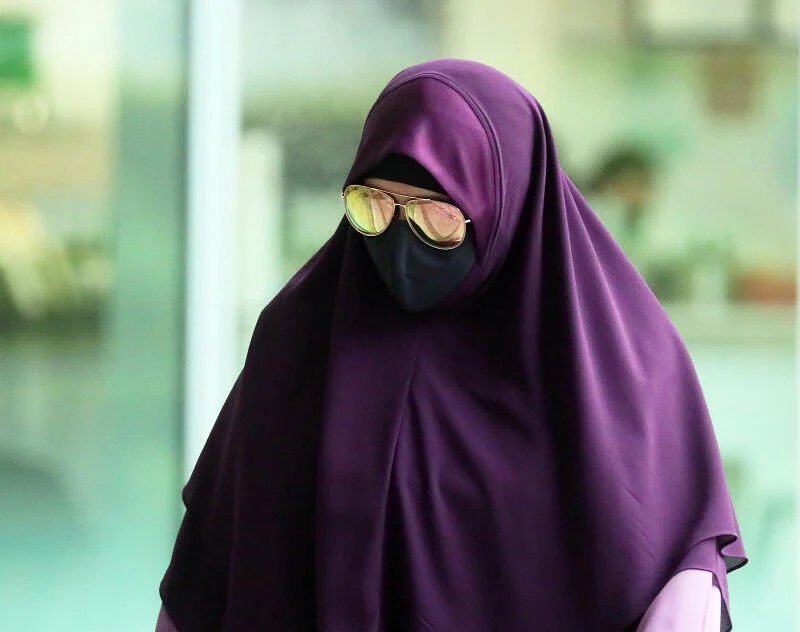 女雇主打瞎双眼至今未道歉 女佣:我目前无法原谅她!