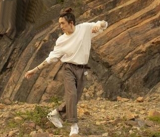 MIRROR演唱会意外|父亲指调查报告还公道 阿Mo渐适应吞咽