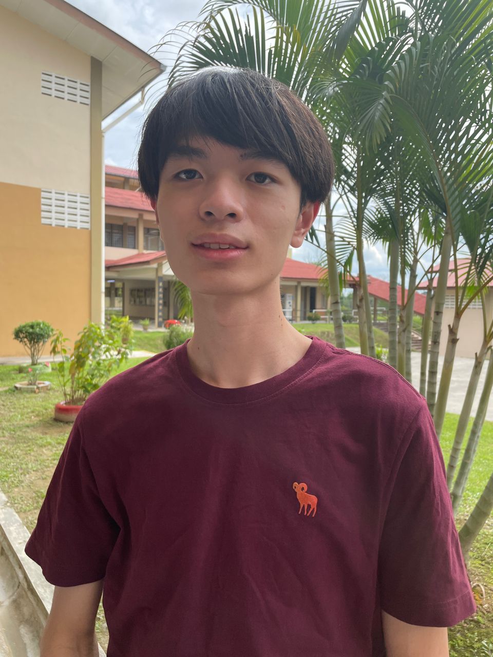 ns汝来：首投族排队4小时才投下手中的第一票