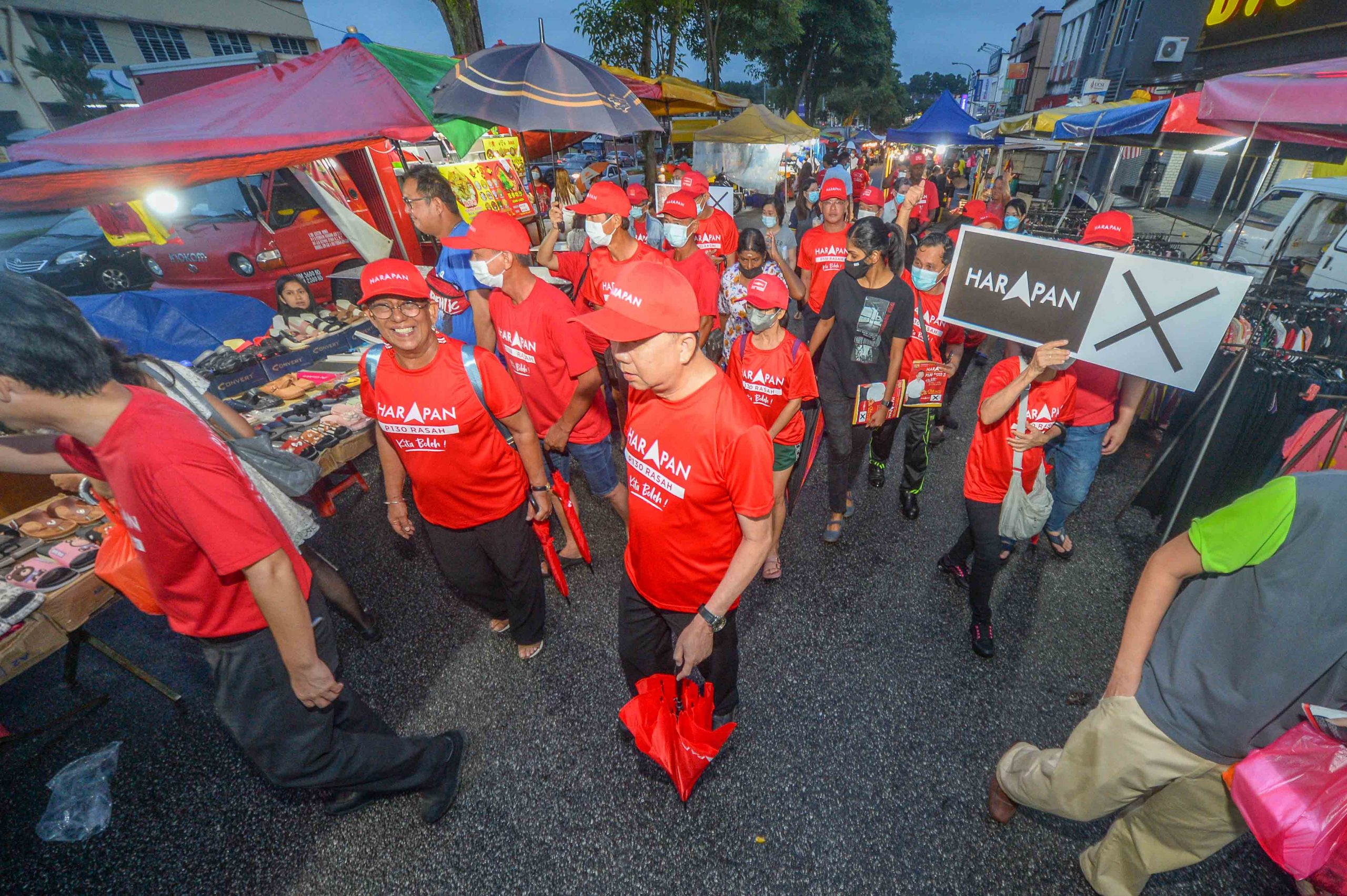 NS芙蓉/谢琪清:怎么没有看见吴健南出现的?我没逃避对手交辩论信